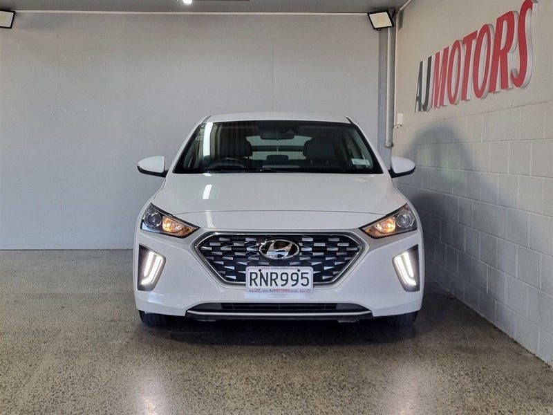 2022 Hyundai IONIQ Hybrid (NZ New), photo 2