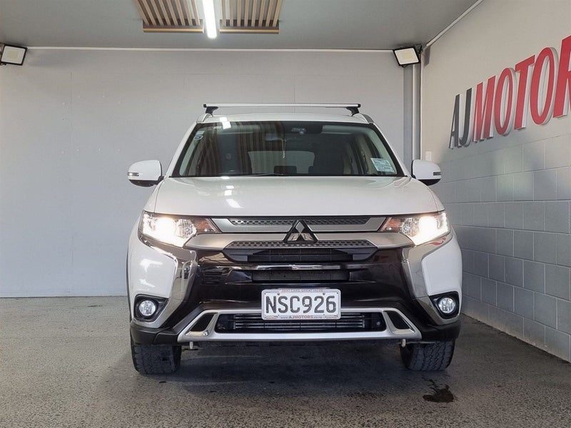 2021 Mitsubishi Outlander XLS (NZ New), photo 2