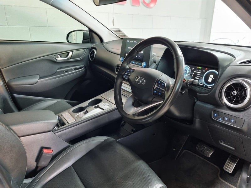 2023 Hyundai Kona 64KWH (NZ New), photo 3