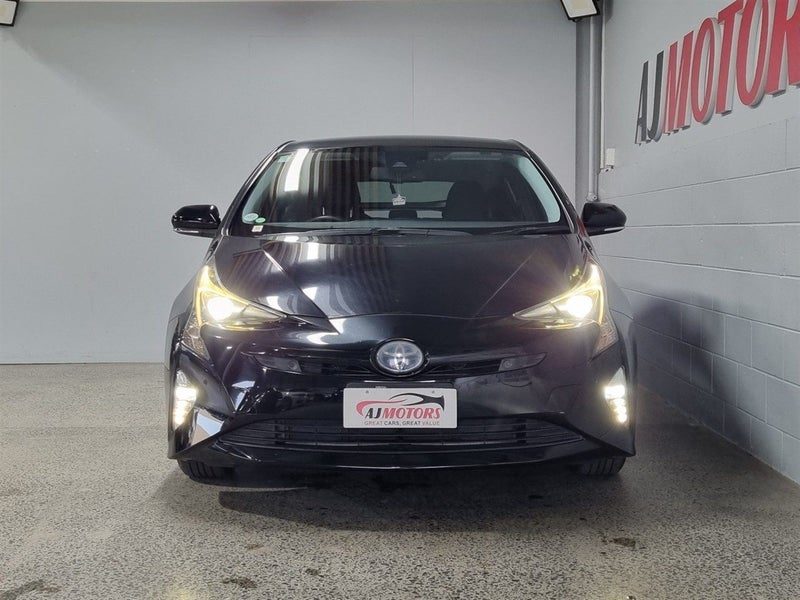 2016 Toyota Prius S safety plus, photo 2
