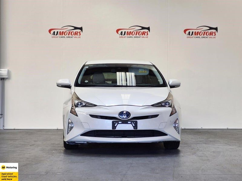 2016 Toyota Prius A, photo 2