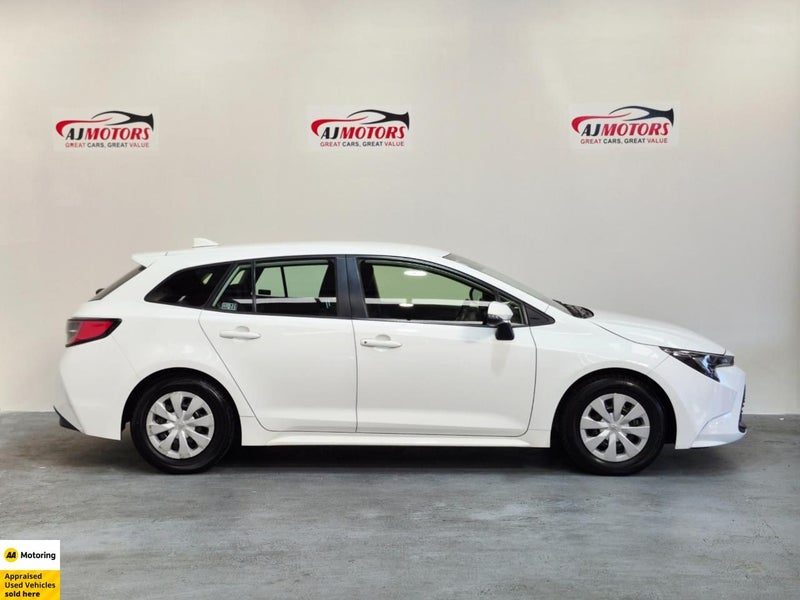 2023 Toyota Corolla Touring Hybrid, photo 3