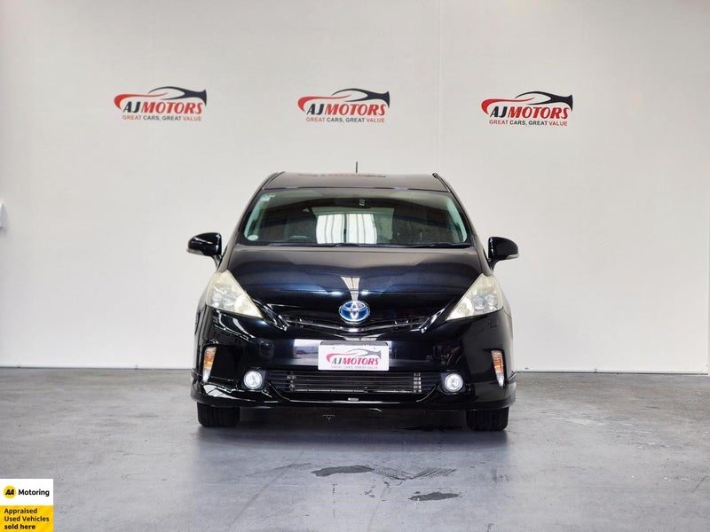 2013 Toyota Prius ALPHA G, photo 2