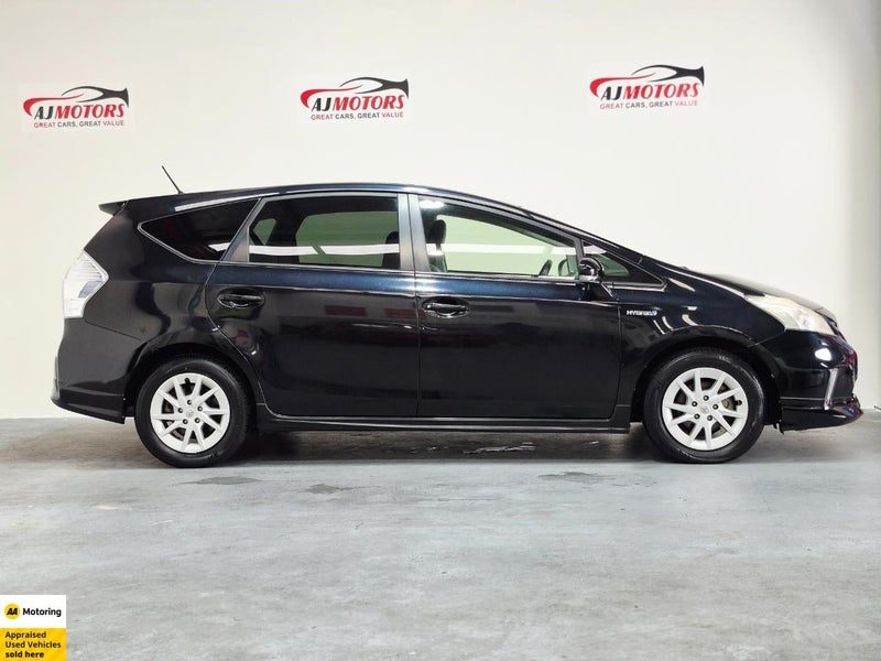 2013 Toyota Prius ALPHA G, photo 3