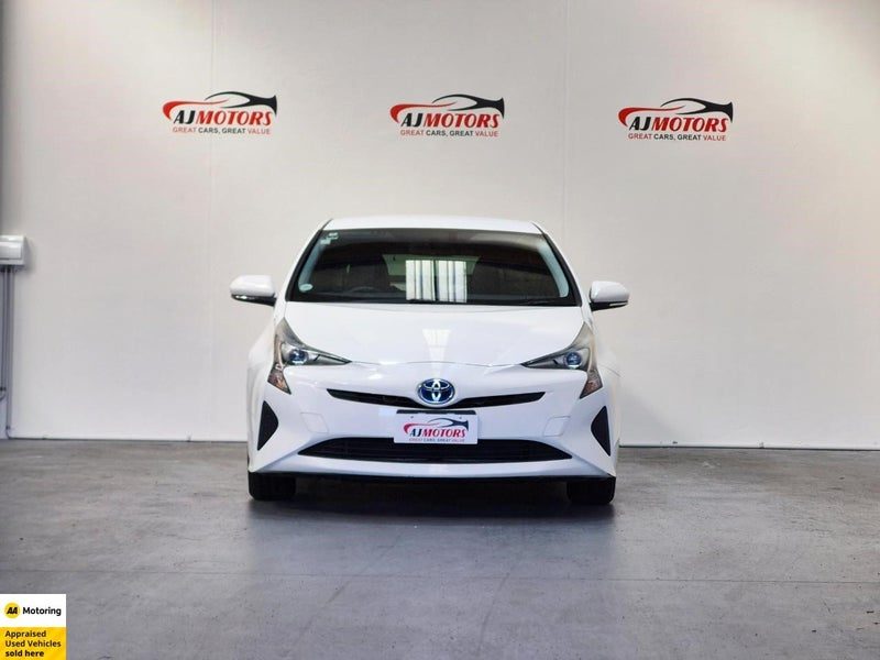2018 Toyota Prius Hybrid S, photo 2