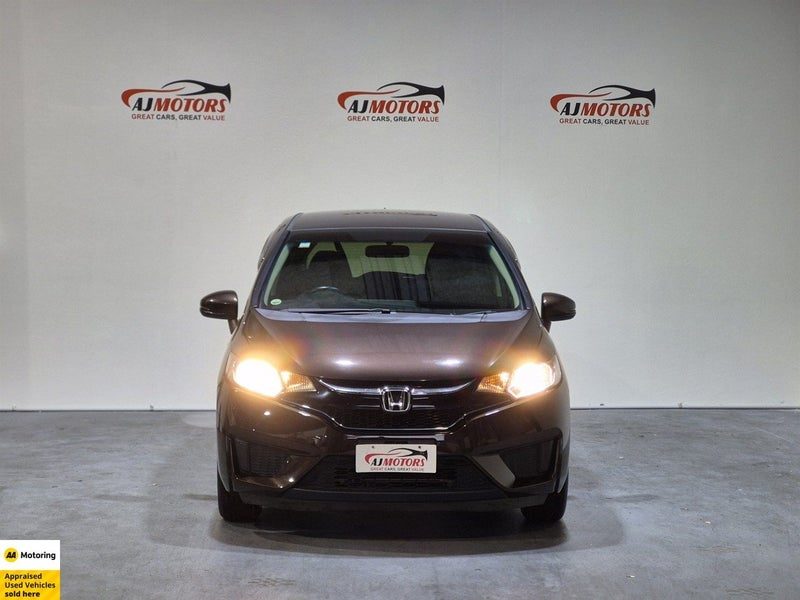 2017 Honda Fit Hybrid, photo 2