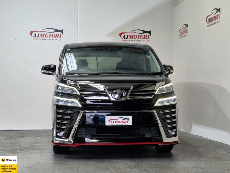 2018 Toyota Vellfire 2.5Z 8 Seater, photo 2