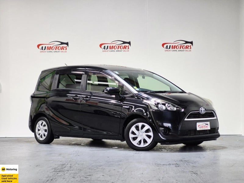 2015 Toyota Sienta HYBRID X