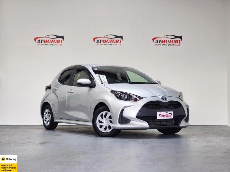2021 Toyota Yaris HYBRID X