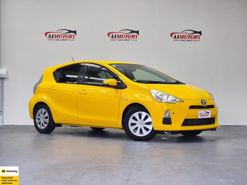 2013 Toyota Aqua Hybrid G / Push Start