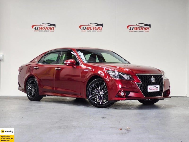 2014 Toyota Crown Athlete S Hybrid, main photo