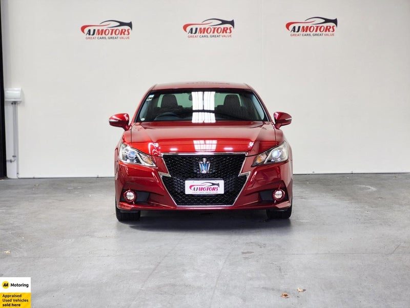 2014 Toyota Crown Athlete S Hybrid, photo 2