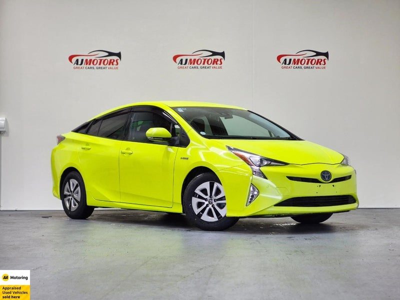 2016 Toyota Prius A, main photo