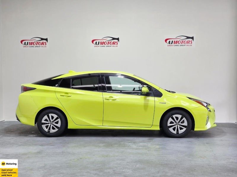 2016 Toyota Prius A, photo 3
