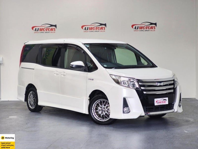 2017 Toyota Noah HYBRID SI