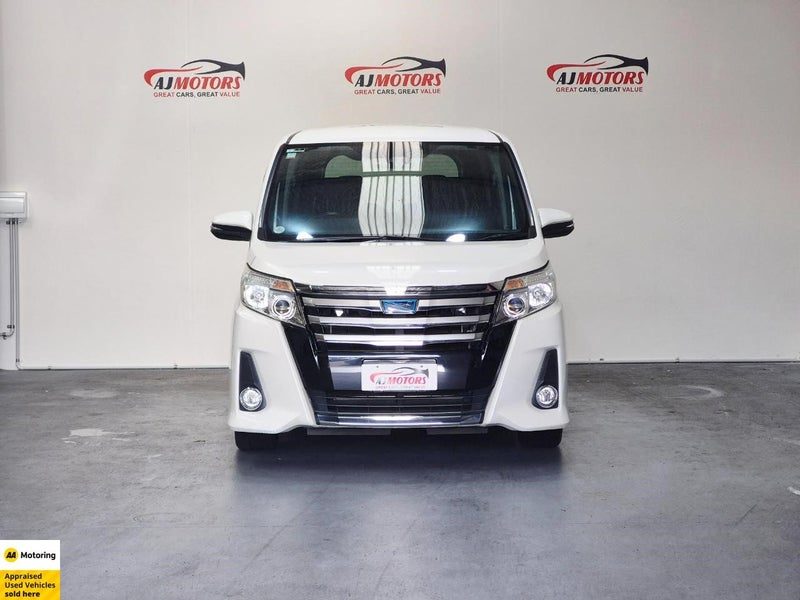 2017 Toyota Noah HYBRID SI, photo 2