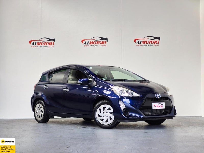 2017 Toyota Aqua S STYLE BLACK