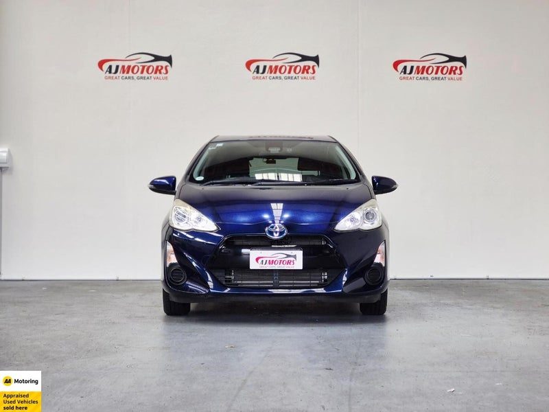 2017 Toyota Aqua S STYLE BLACK, photo 2