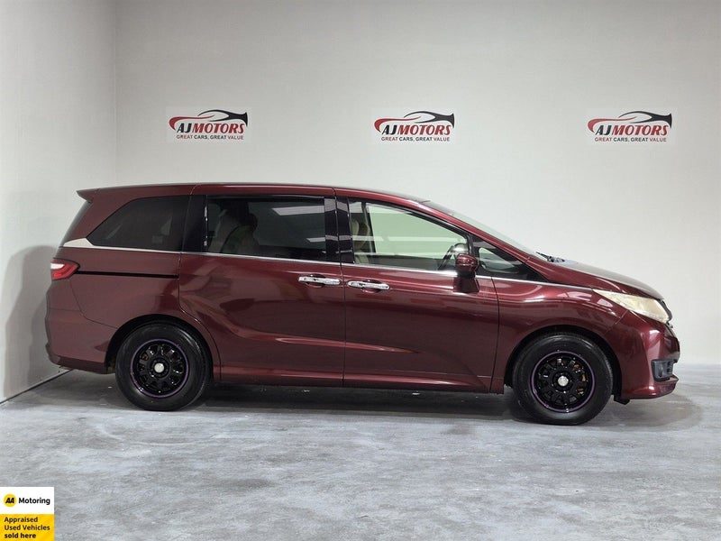 2014 Honda Odyssey 2.4L Petrol, photo 3