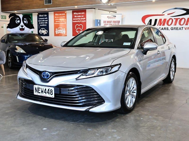 2021 Toyota Camry GX Hybrid (NZ New), photo 3