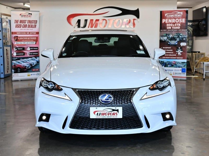 2014 Lexus IS 300h F SPORT / Hybrid / Sunroof, photo 2