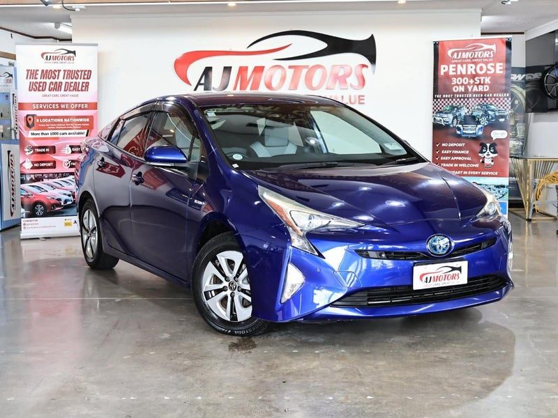 2015 Toyota Prius S HYBIRD
