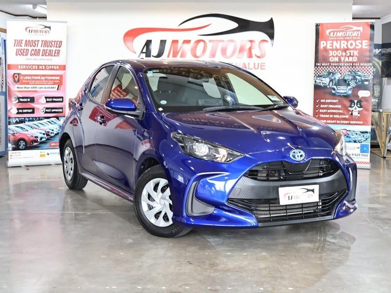 2021 Toyota Yaris HYBRID / PUSH START
