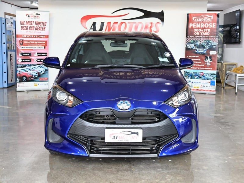 2021 Toyota Yaris HYBRID / PUSH START, photo 2