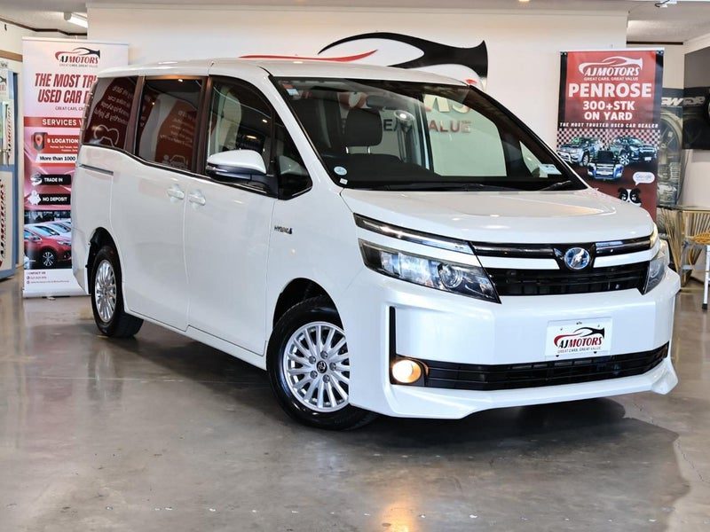2014 Toyota Voxy HYBRID 7 SEATER