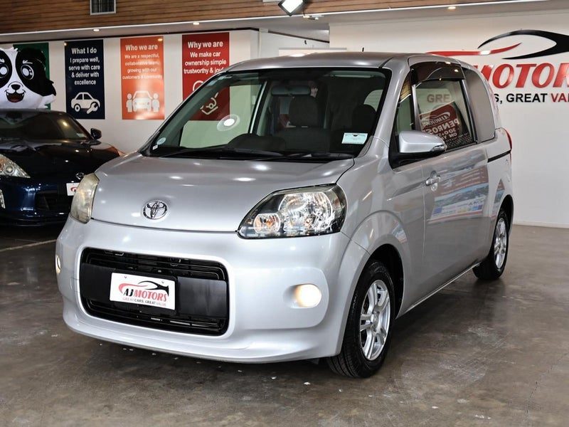 2015 Toyota Porte, photo 3