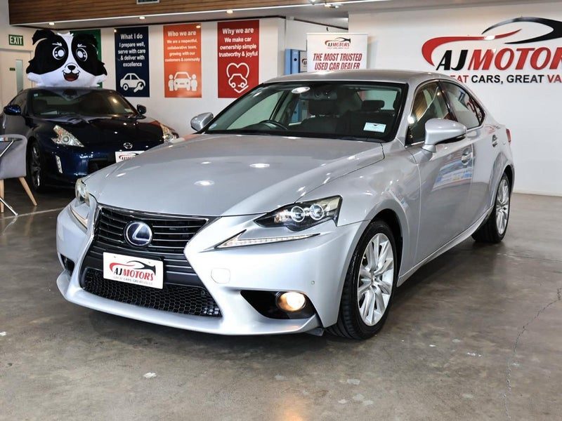 2013 Lexus IS 300h Version L, photo 3
