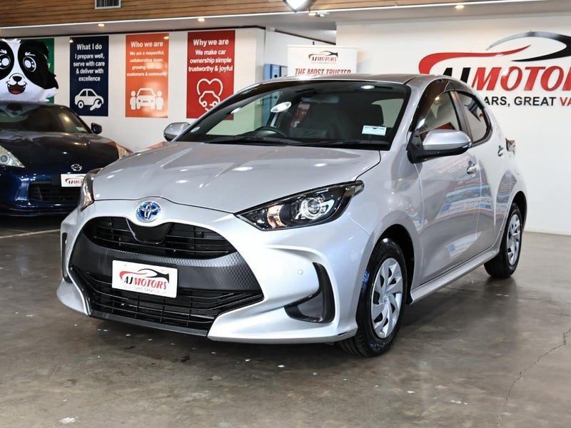 2021 Toyota Yaris Hybrid, photo 3
