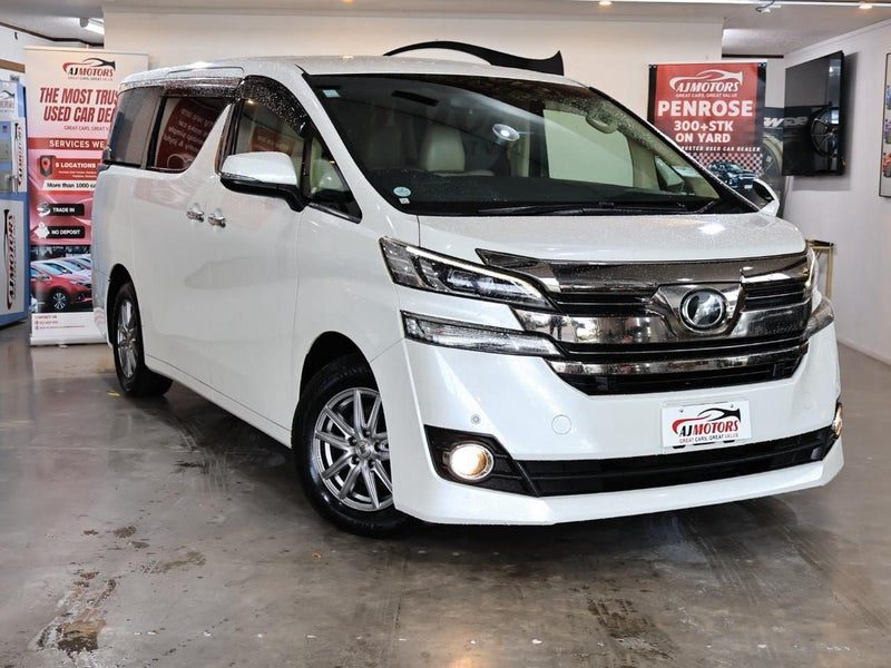 2017 Toyota Vellfire 8 Seater, main photo