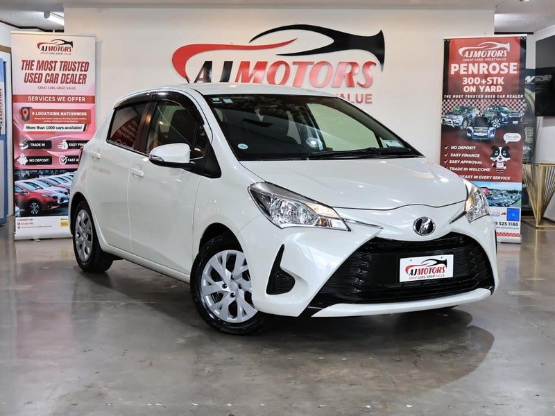 2017 Toyota Vitz 1.3L Push Button, main photo