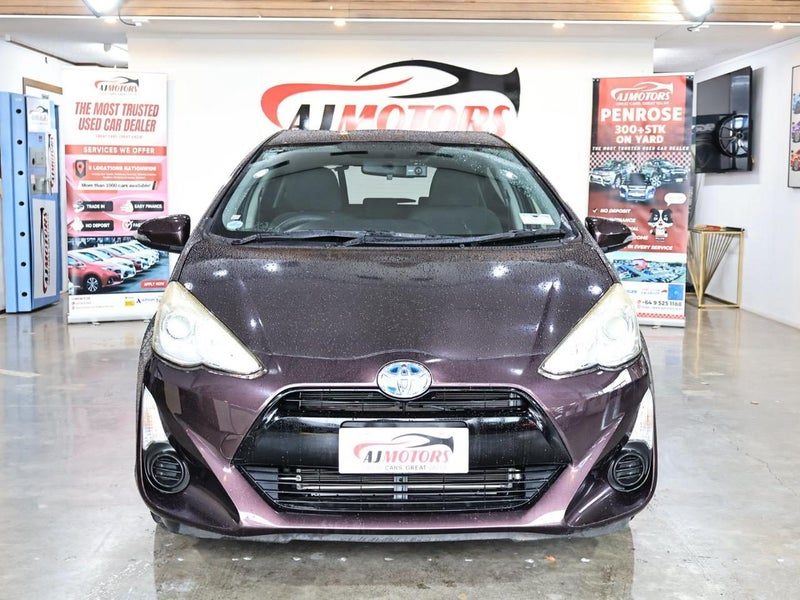 2015 Toyota Aqua Heated Seats Push Start Rev Cam, photo 2