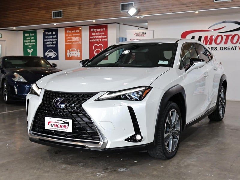 2021 Lexus UX 300e Version L, photo 3