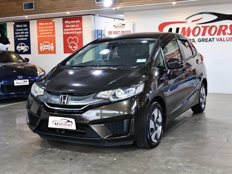2015 Honda Fit HYBRID L PACKAGE; JAZZ, photo 3