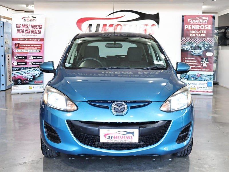 2013 Mazda Demio 1.3 L Package, photo 2