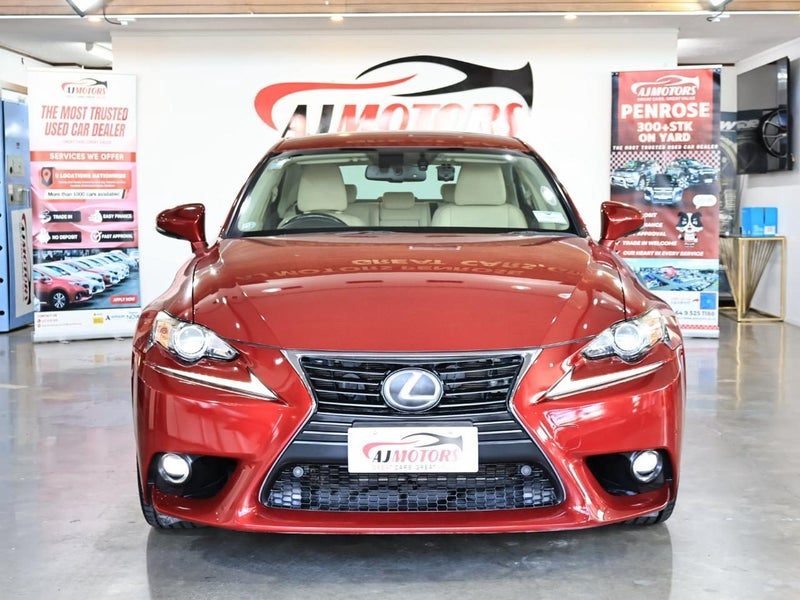 2016 Lexus IS 200t version L, photo 2