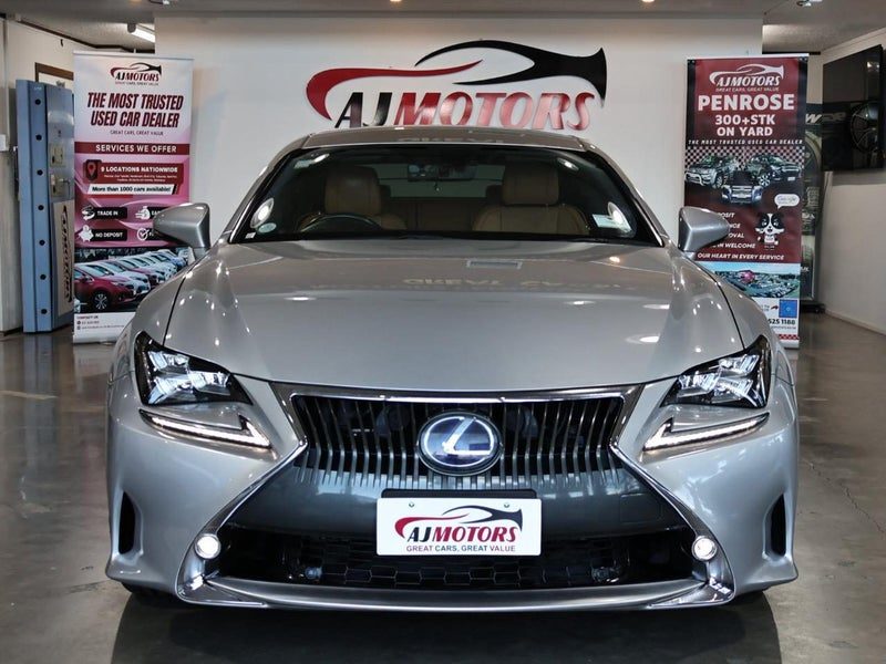 2015 Lexus RC300h Hybrid Coupe / Version L, photo 2
