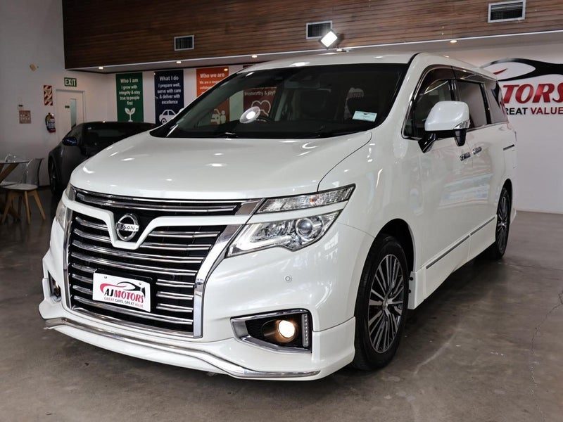 2019 Nissan Elgrand Highway Star, photo 3