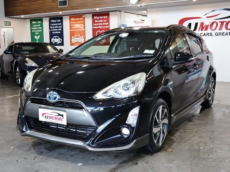 2015 Toyota Aqua X- URBAN, photo 3