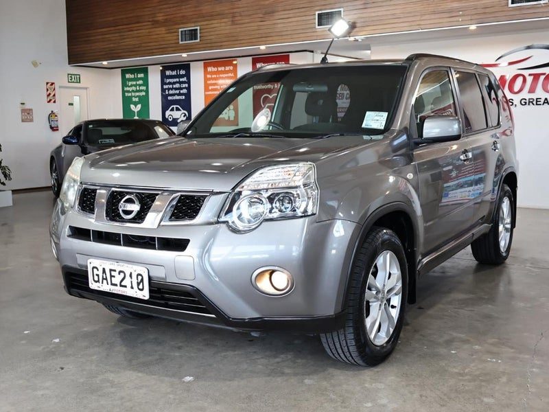 2011 Nissan X-Trail 2.0 DIESEL 4WD (NZ New), photo 3