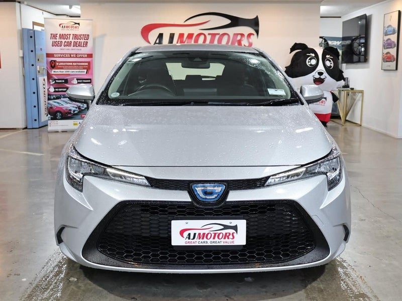 2020 Toyota Corolla Touring Hybrid, photo 2