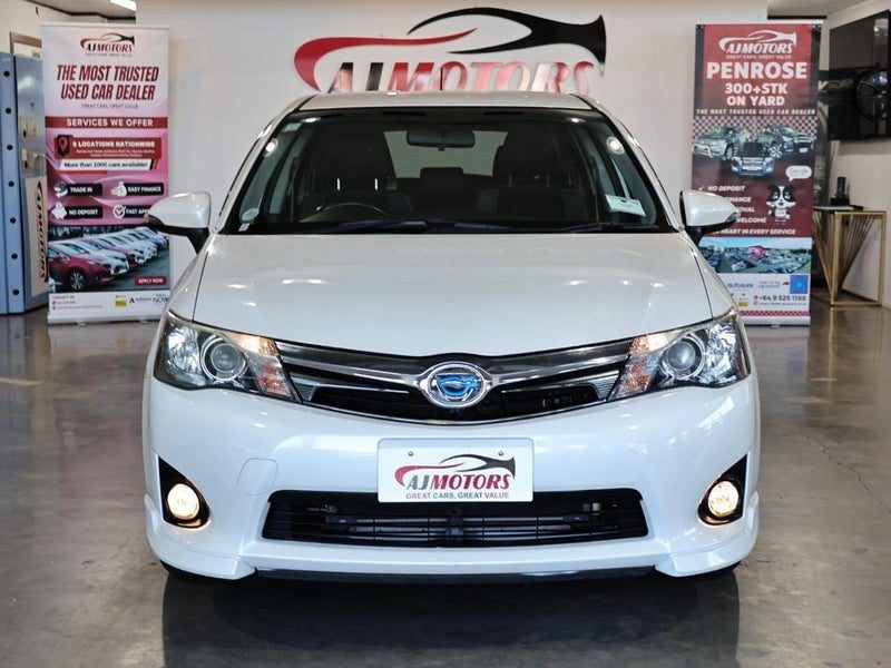 2013 Toyota Corolla FIELDER HV G WXB, photo 2