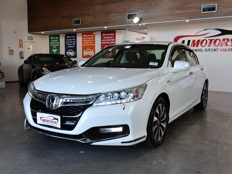 2015 Honda Accord Hybrid EX, photo 3