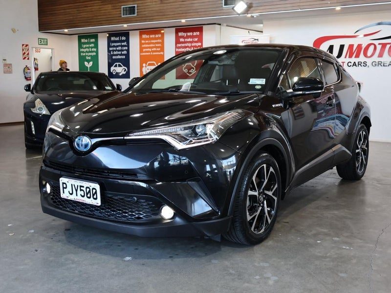 2017 Toyota C-HR G Hybrid, photo 3