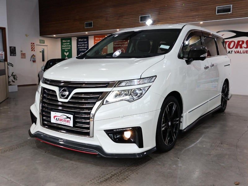 2015 Nissan Elgrand Nismo, photo 3