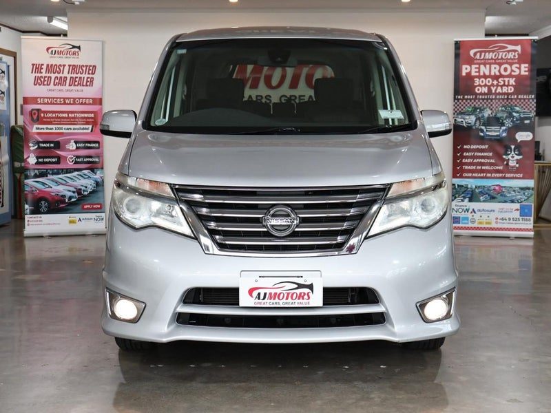 2015 Nissan Serena Highway Star, photo 2