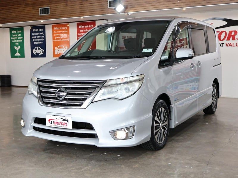 2015 Nissan Serena Highway Star, photo 3